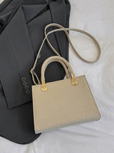 Sac Carré Petit et Élégant en Couleur Unie – Chic et Pratique